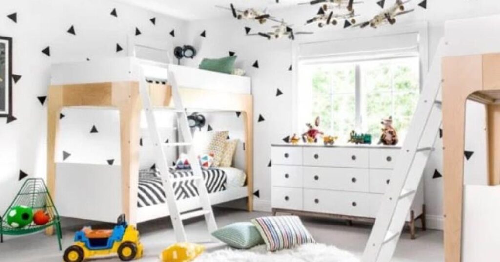 kids' bedroom